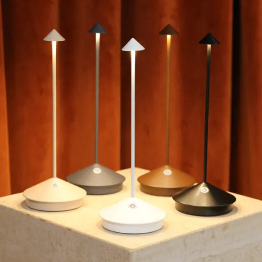 LED Bordlampe – Trådløs og Oppladbar