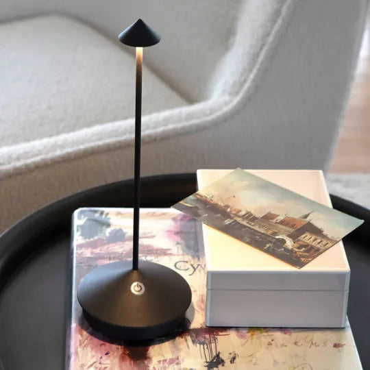 LED Bordlampe – Trådløs og Oppladbar