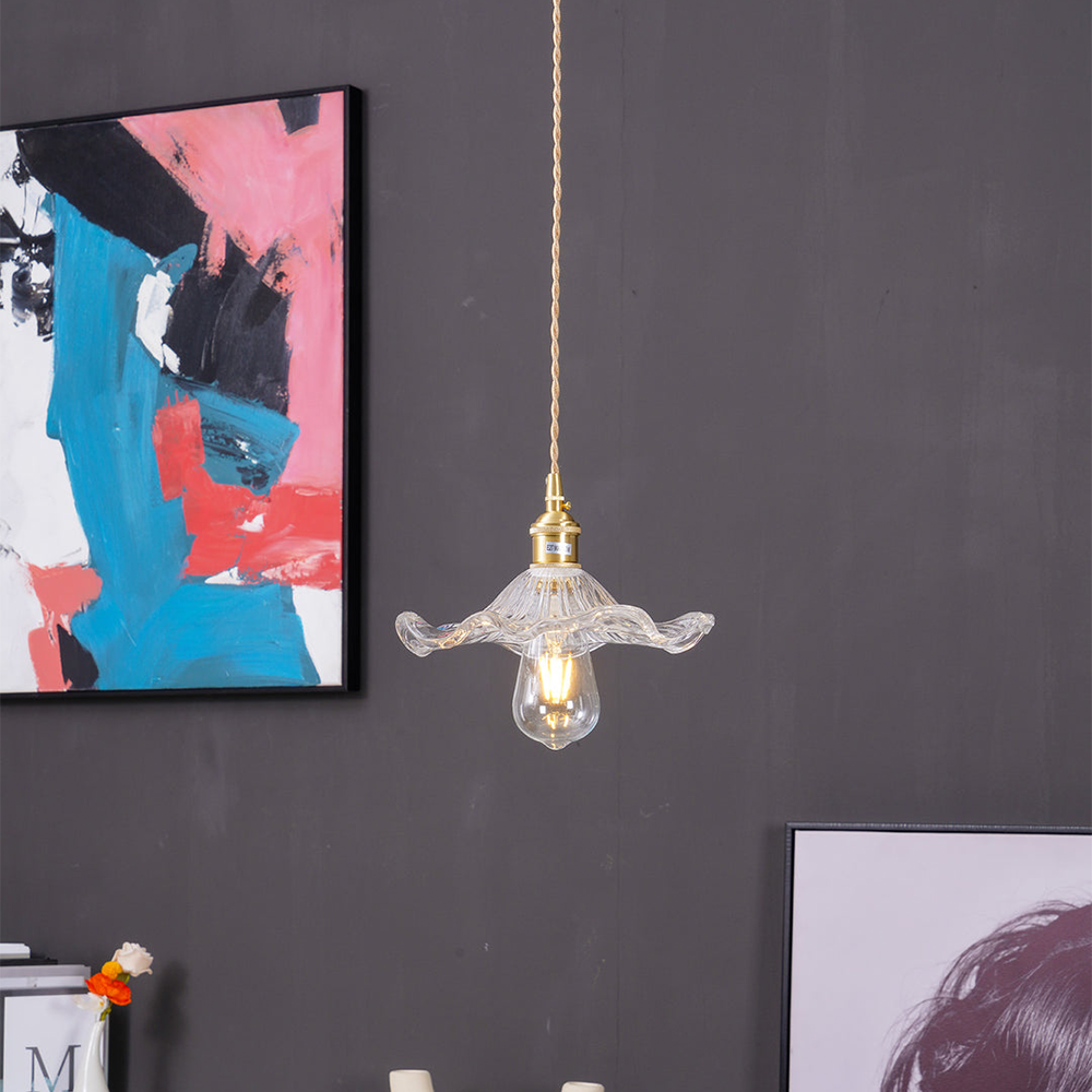 Hängende Blumenlampe – Natürlicher Charme und zarte Seele
