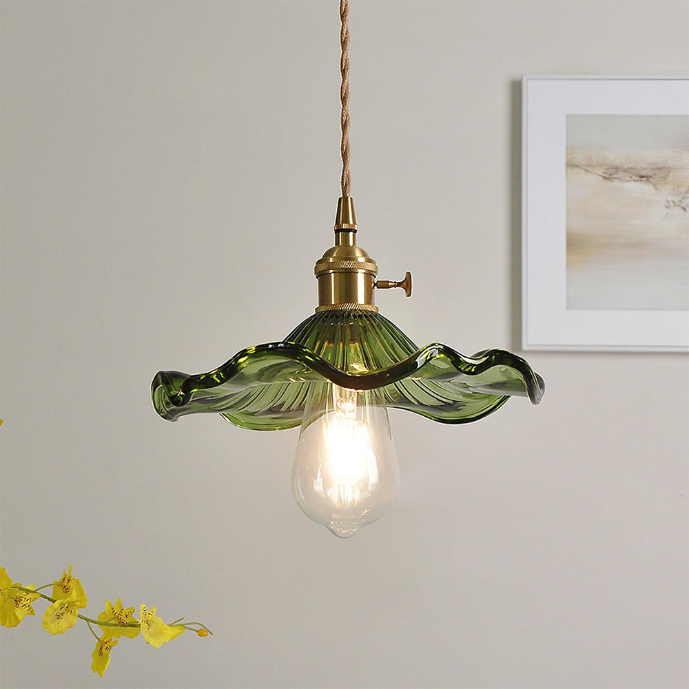 Hängende Blumenlampe – Natürlicher Charme und zarte Seele