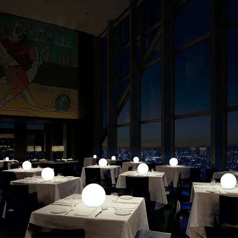 מנורת סְפֵירָה חוּצָה בְּלִי חוּתָכָה – תאורה נוֹדָדָה וְאֵלֶגַנְטִית