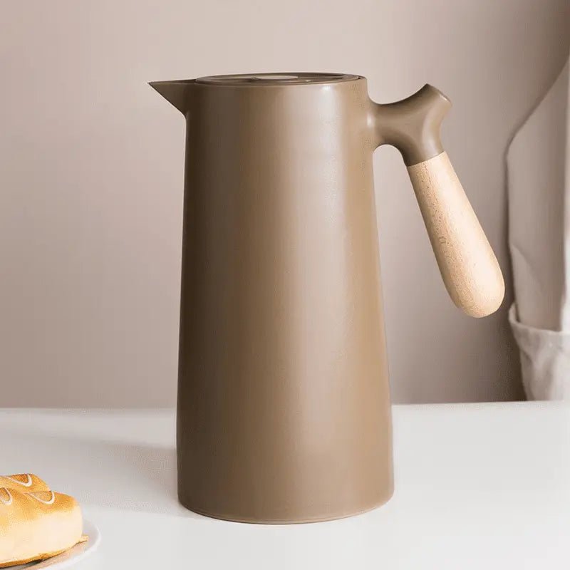 Isolert Kanne Med Håndtak – Langvarig Bevaring Og Stilig Design