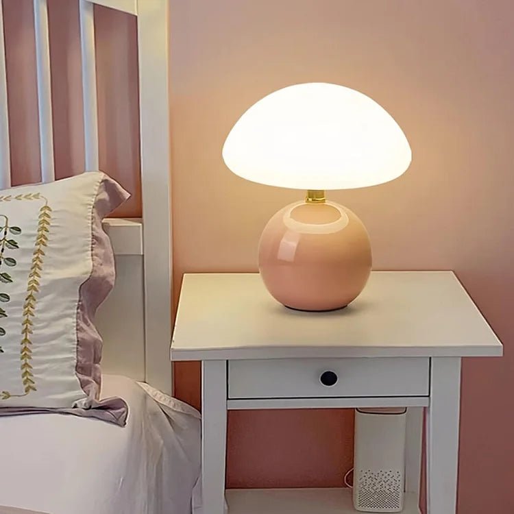 Lampe De Table En Forme De Champignon – Élégance Et Originalité
