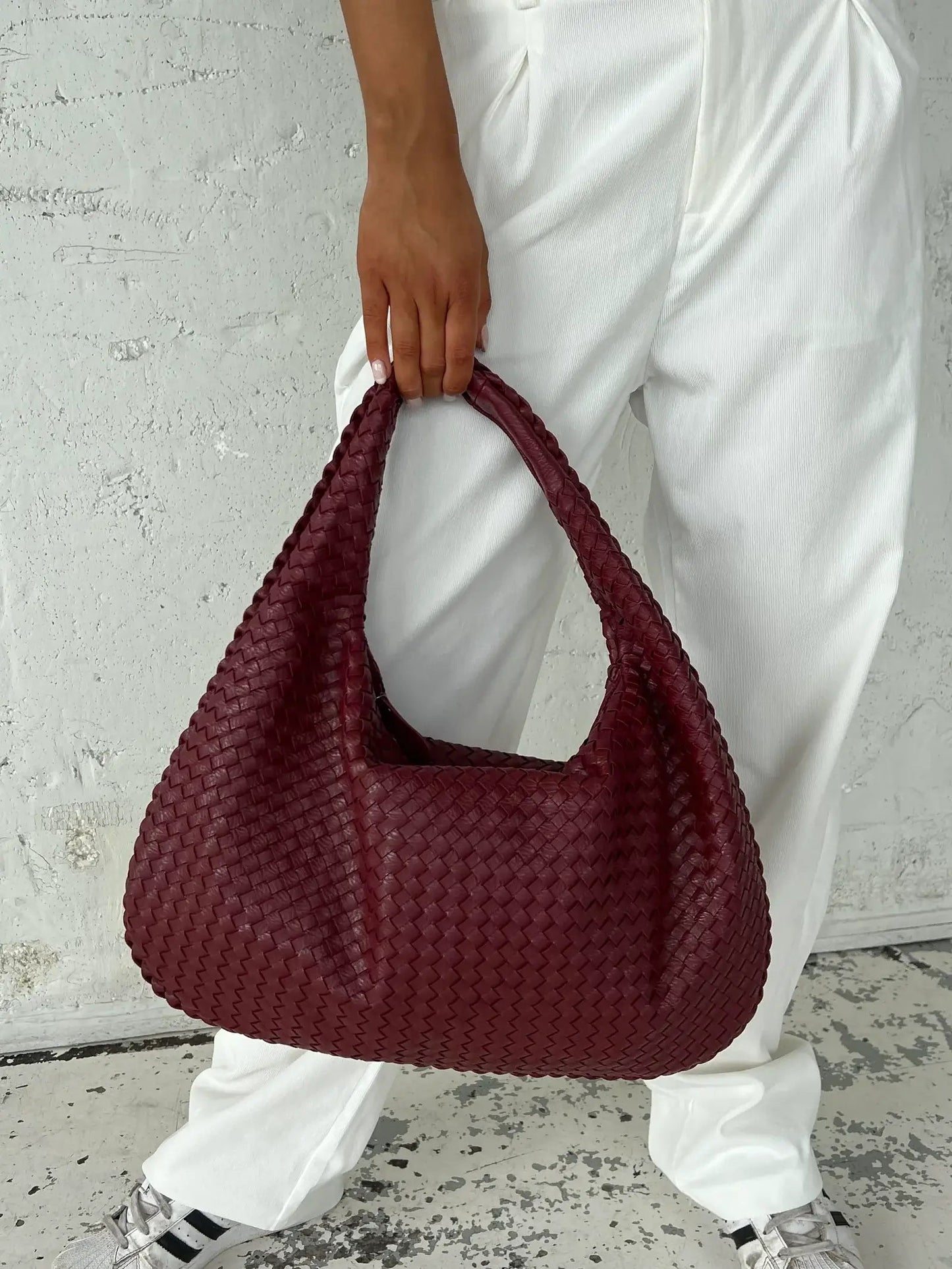 Josiane | Saco À Mão Trançado – Elegância Artesanal e Charme Atemporal