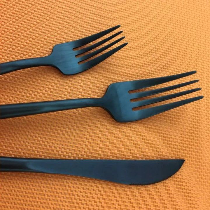 Ensemble Couverts De Luxe – Pour Une Table Élégante Et Distinguée