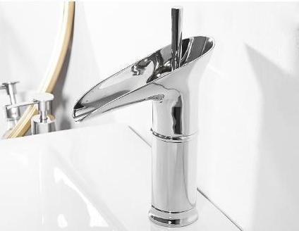 Wasserfall-Wasserhahn Badezimmer – Antiker und eleganter Stil