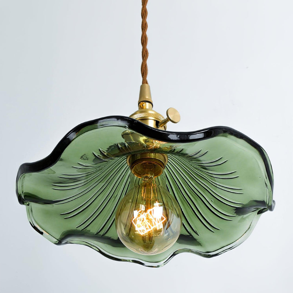 Hängende Blumenlampe – Natürlicher Charme und zarte Seele