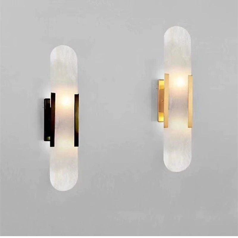 Mustakultainen LED-seinävalaisin – Moderni eleganssi ja tyylikäs muotoilu 