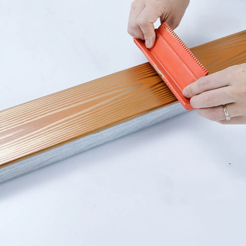 Tampone Finitura Legno – Risultato Realistico e Utilizzo Semplice 