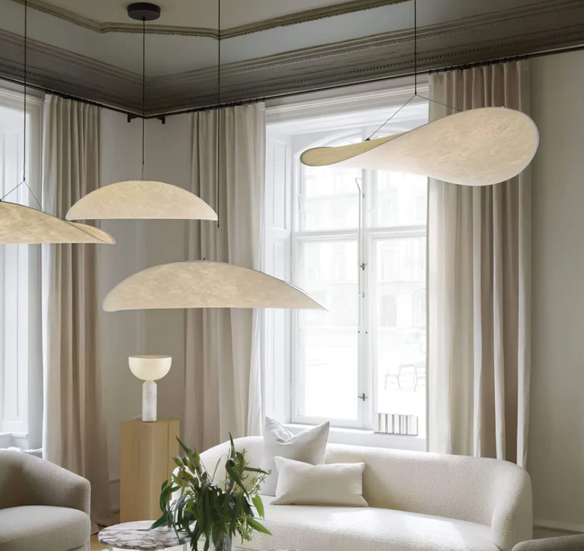 Kézműves Mennyezeti Lámpa – Természetes és Hiteles Elegancia 