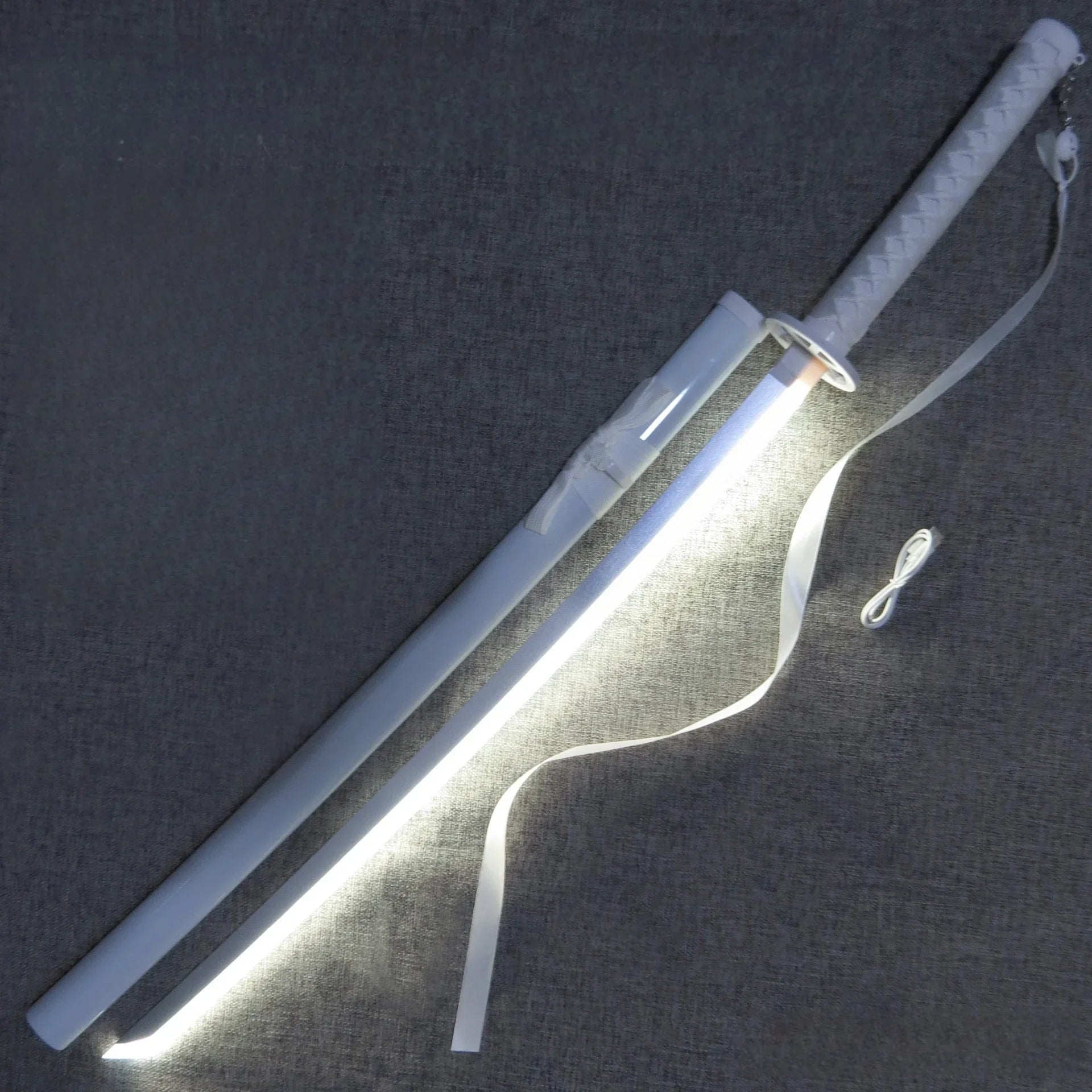 Japansk dekorativ katana – tradisjonell eleganse og autentisk stil 