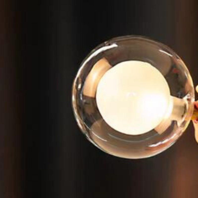 Lampe De Table Artisanale – Design Unique Et Finition Soignée