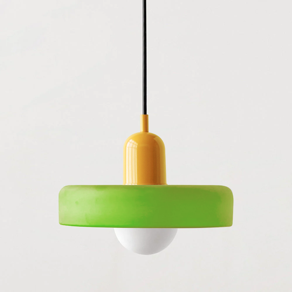 Farget Glasspendel – Forbedre Dine Rom Med Stil 