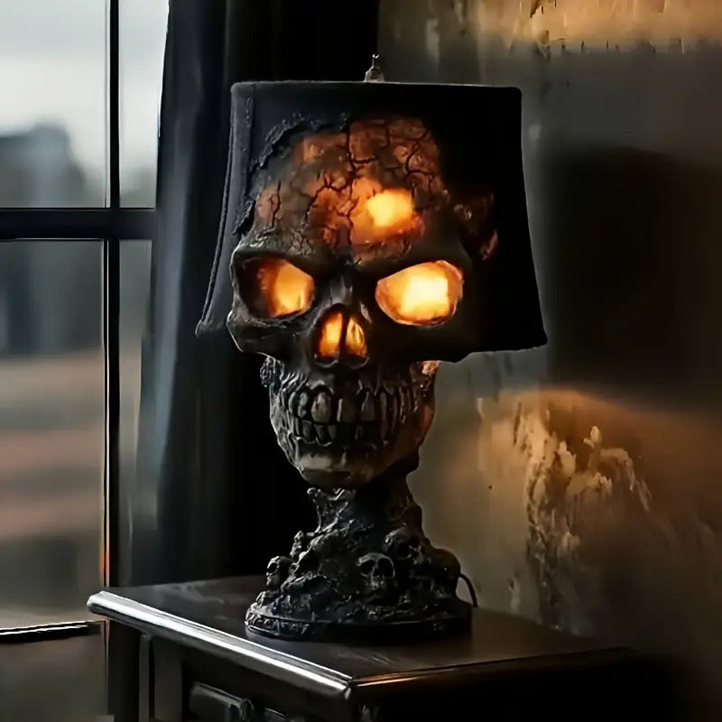 Lampa Craniu în Fuzionare – Design Unic și Atmosferă Uimitoare 