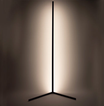 מנורת LED פינתית – תאורה ambient ועיצוב מינימליסטי 