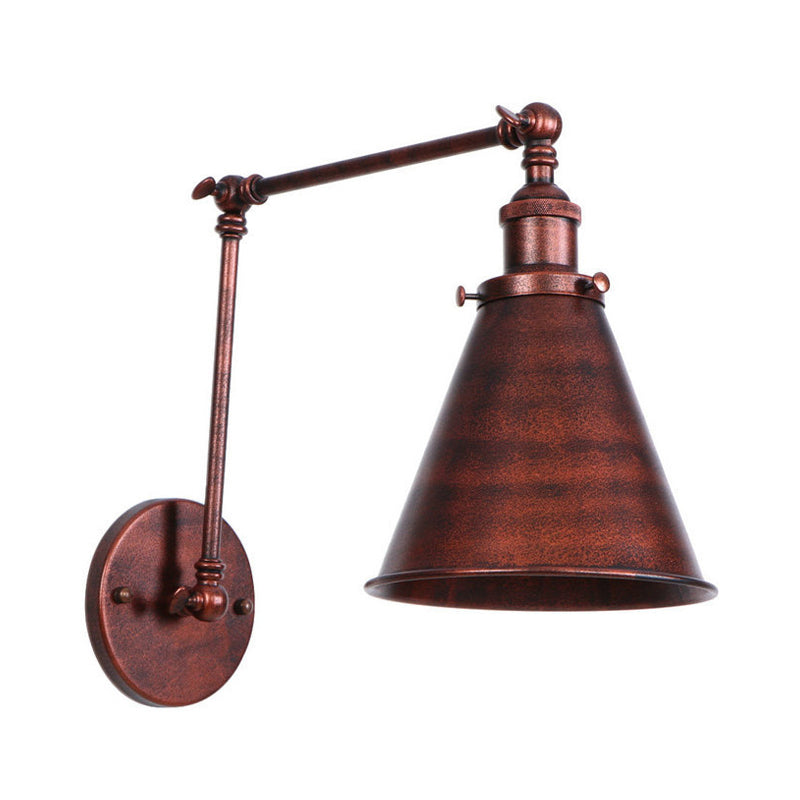 Vägglampa i industriell stil - solid struktur och unik stil