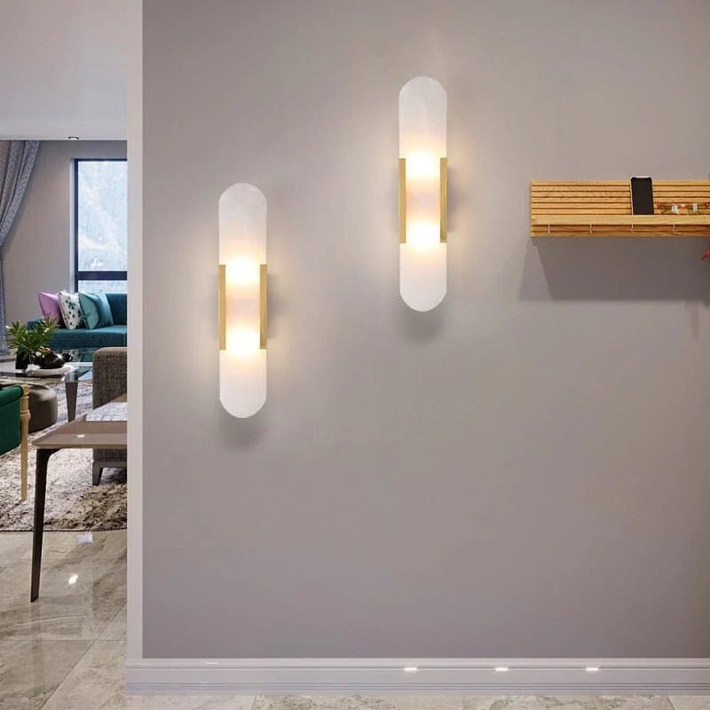 Aplica LED Neagră și Aurie – Eleganță Modernă și Design Chic 