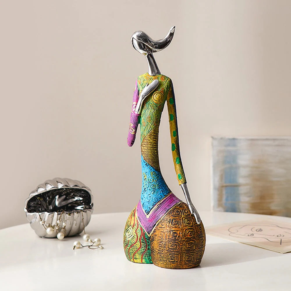 Abstrakt Skulptur Kvinne – Eleganse Og Modernitet 