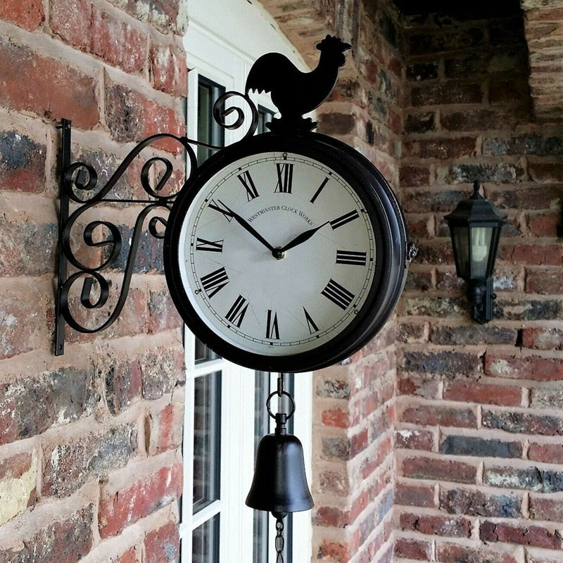 Dubbelzijdige Wandklok – Tijdloze Elegantie En Stijl 