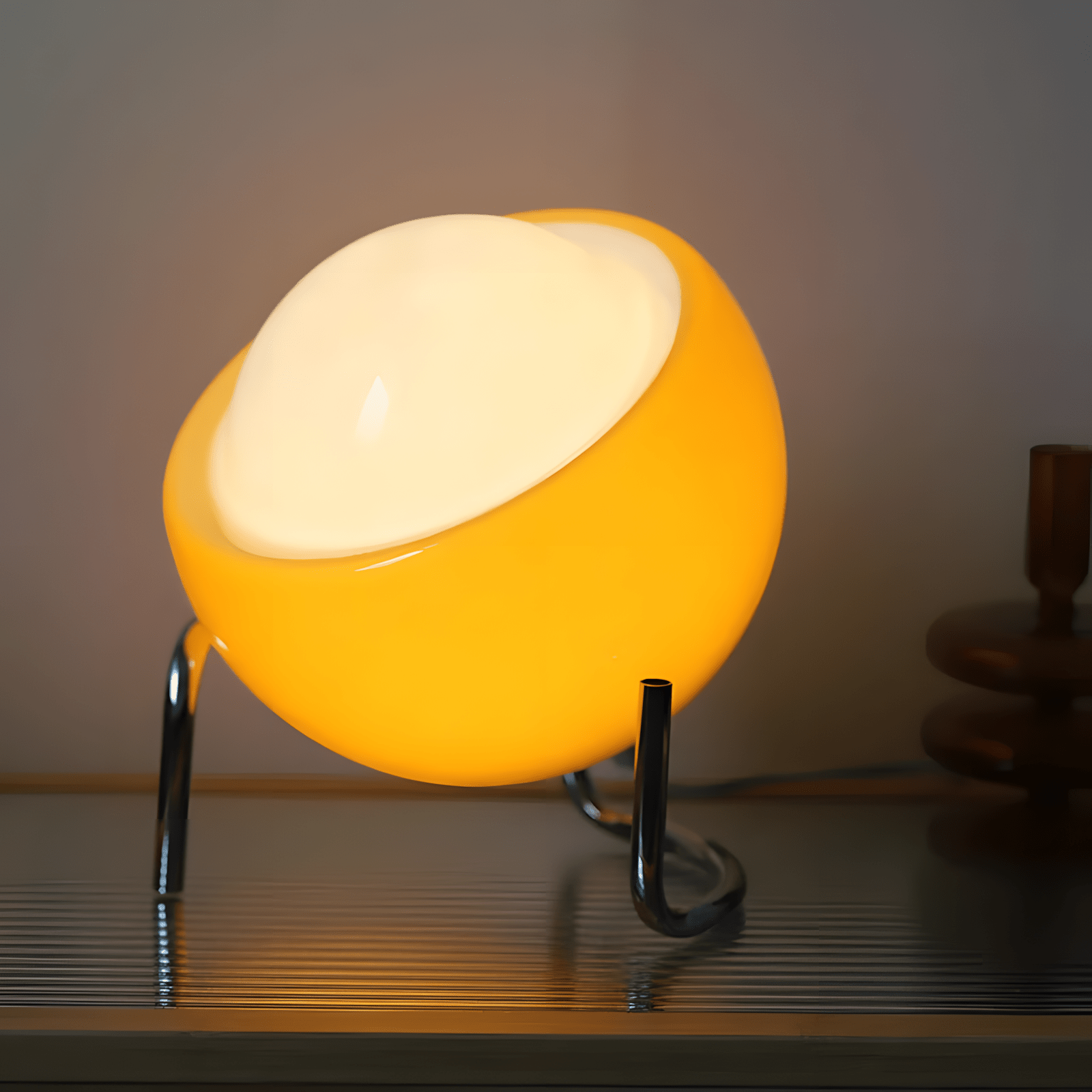 Nordická stolní lampa – elegance a jednoduchost 
