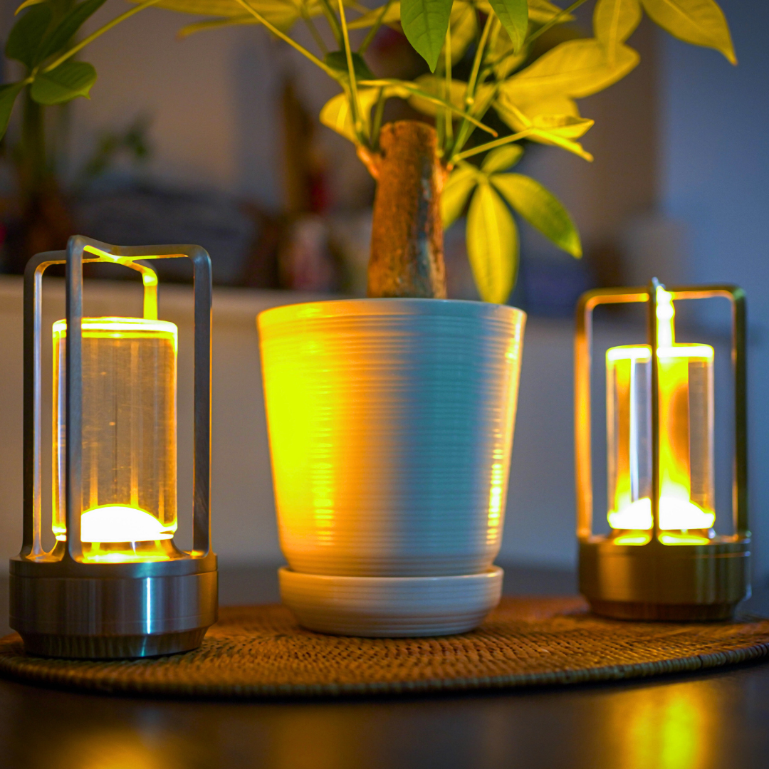 Oplaadbare Tafellamp – Gedimd Licht en Tijdloos Ontwerp 
