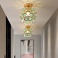 Lampadario a Forma di Fiore – Design Delicato e Moderno 