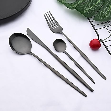 Ensemble Couverts De Luxe – Pour Une Table Élégante Et Distinguée