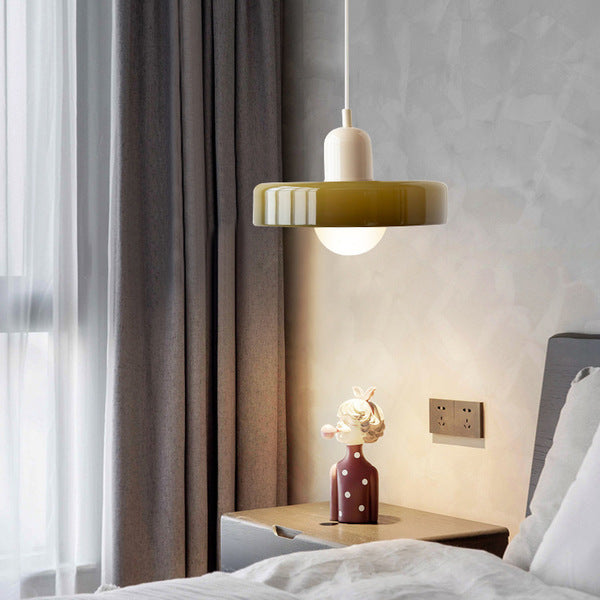 Farget Glasspendel – Forbedre Dine Rom Med Stil 