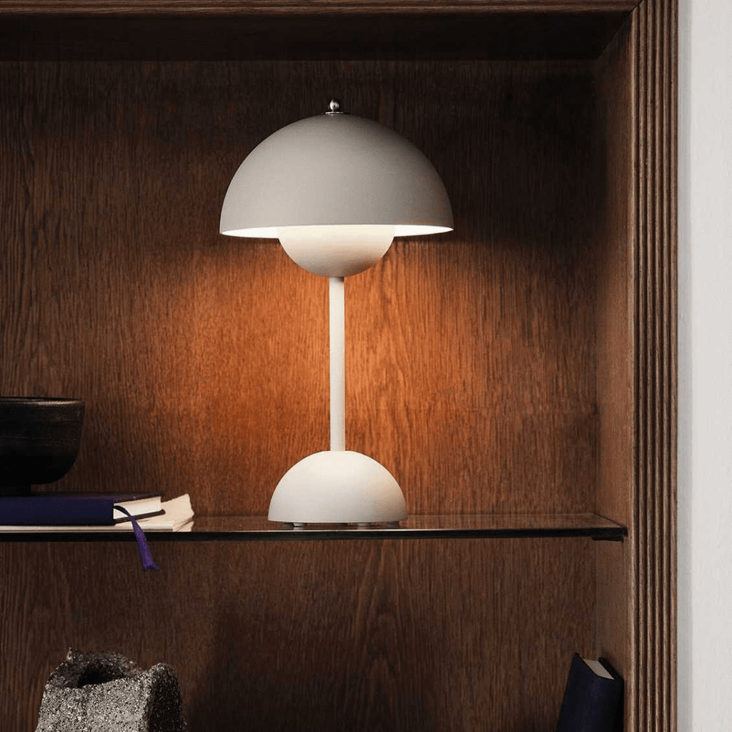 Kontor LED-lampe – Moderne enkelhed og funktionalitet 