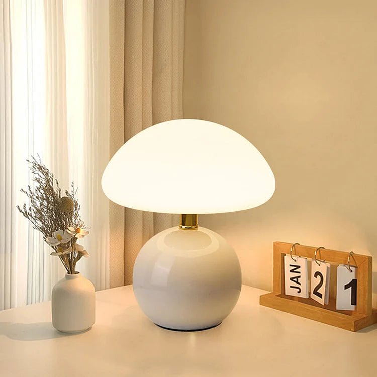 Lampe De Table En Forme De Champignon – Élégance Et Originalité