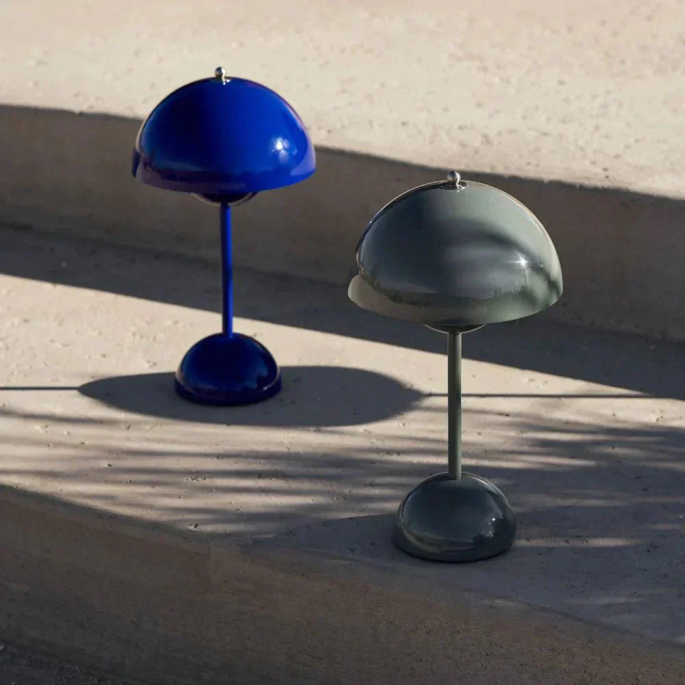 Stolná LED lampa – moderná jednoduchosť a funkčnosť 