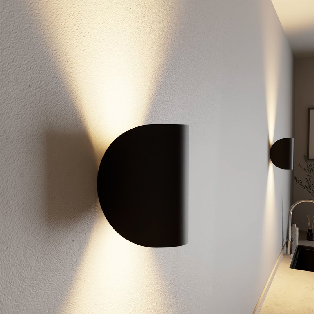 Moderná nástenná lampa – Elegancia a rafinovanosť 