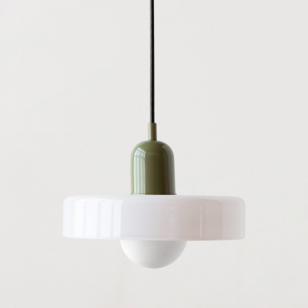 Farget Glasspendel – Forbedre Dine Rom Med Stil 