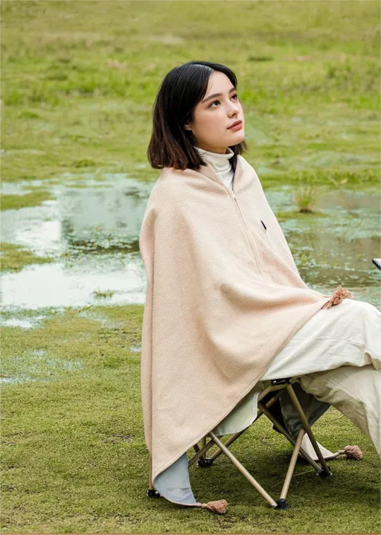 Portable Heating Blanket – Instant Heat Wherever You Are 