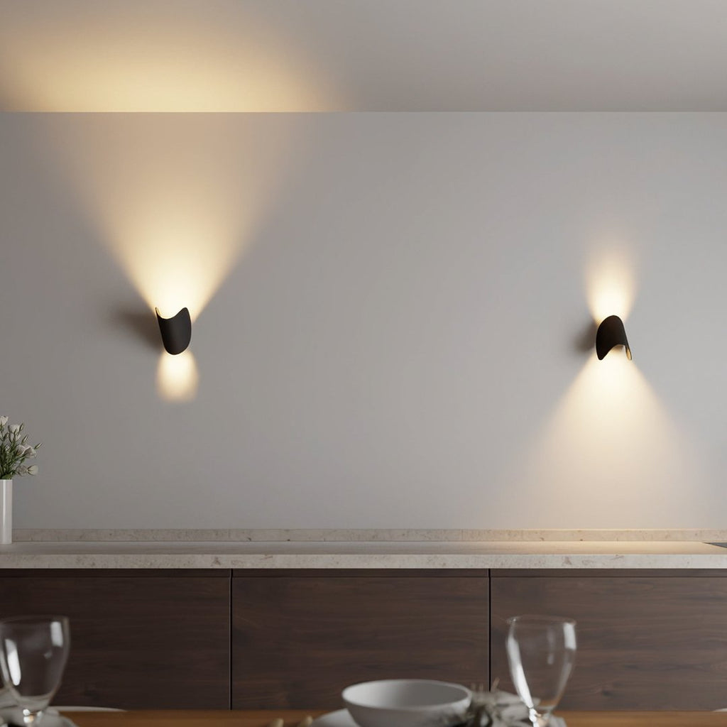 Moderná nástenná lampa – Elegancia a rafinovanosť 