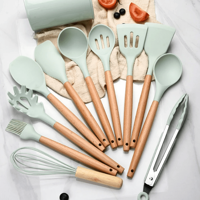Set de ustensile de bucătărie – Practic și durabil 