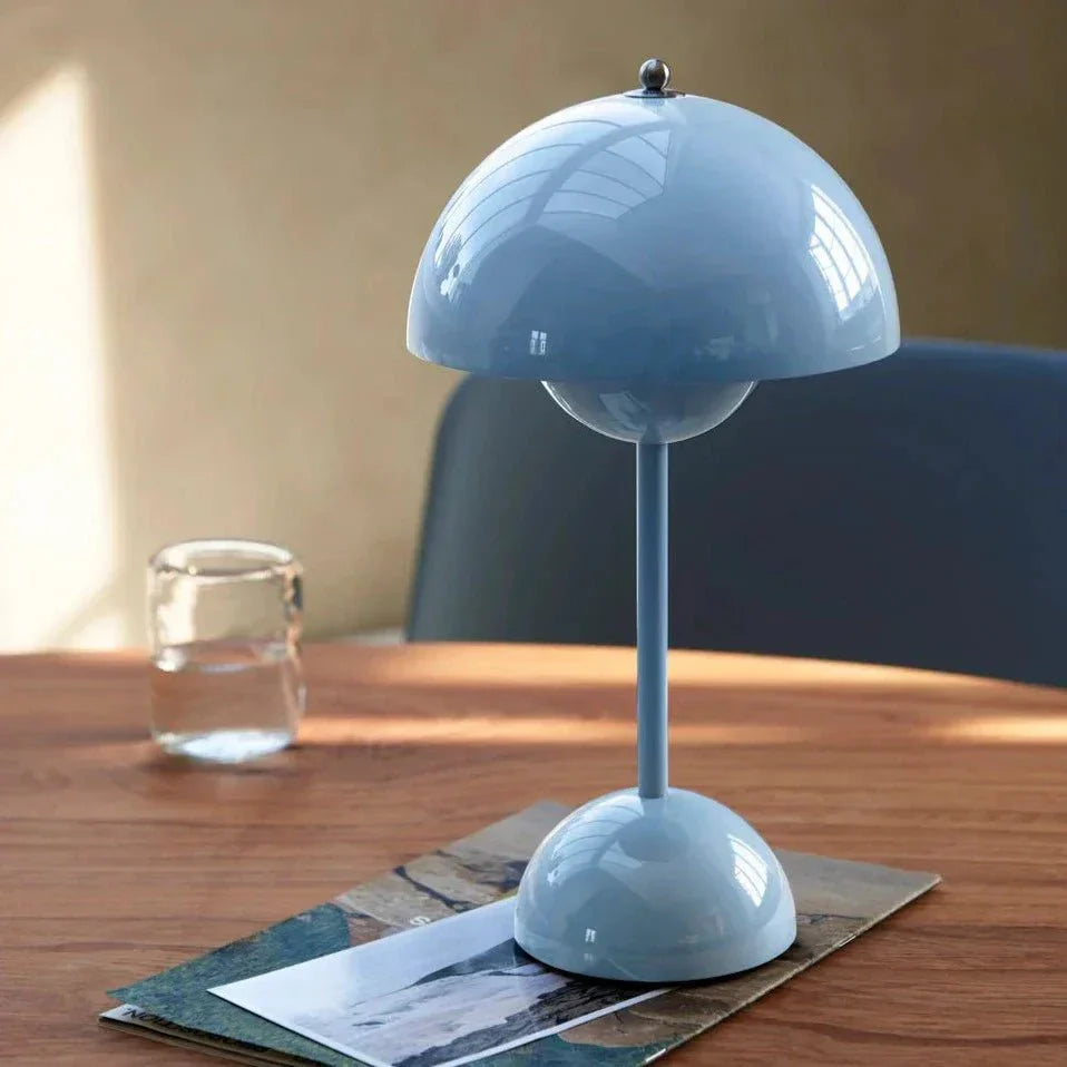 Stolná LED lampa – moderná jednoduchosť a funkčnosť 