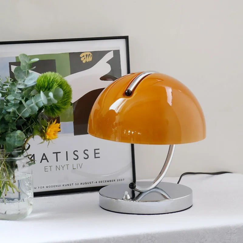 Tischlampe im skandinavischen Stil aus Glas – Eleganz und Modernität 