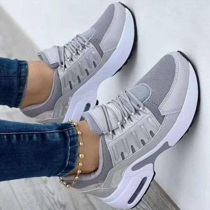 Nadine | Adidași de confort Skywalk