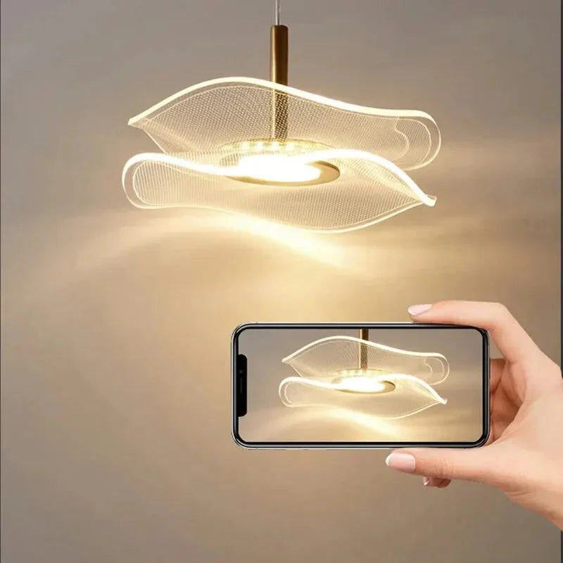Minimalista LED függeszték – Elegancia és egyszerűség 